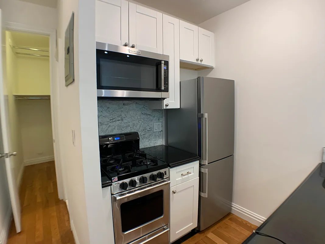 423 East 83rd Street 2G Upper East Side New York NY 10028