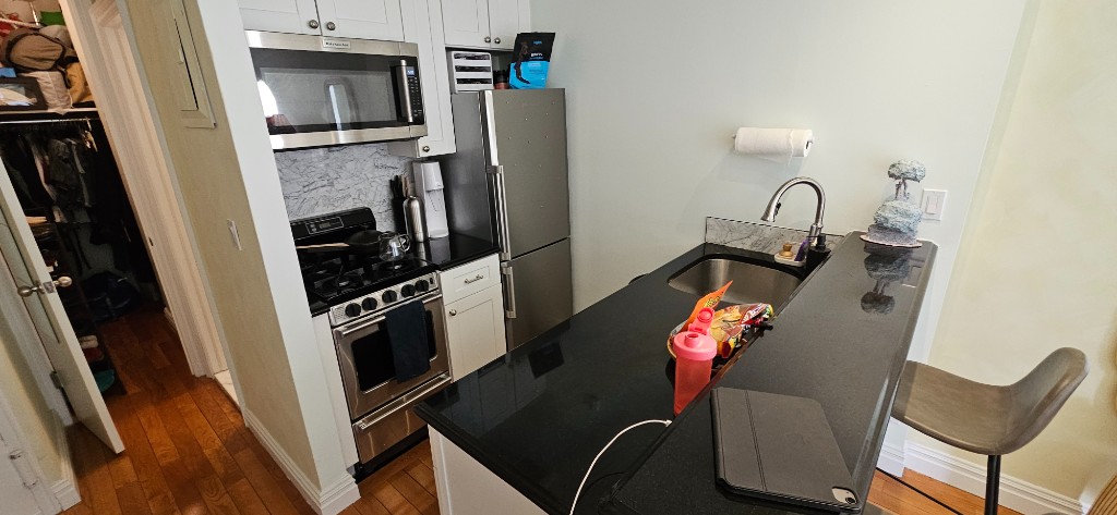 423 East 83rd Street 2G Upper East Side New York NY 10028