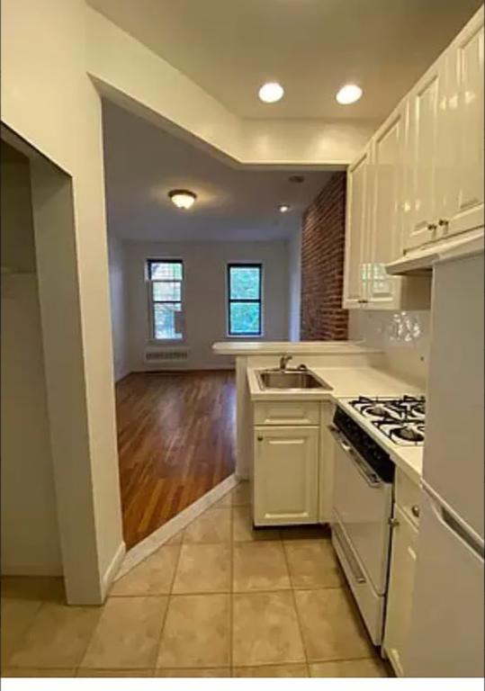 534 East 83rd Street 1B Upper East Side New York NY 10028