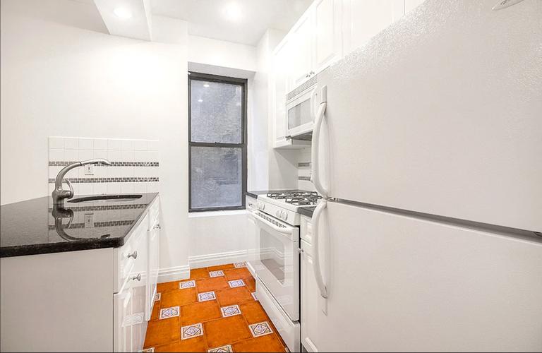 170 East 91st Street 2R Upper East Side New York NY 10128