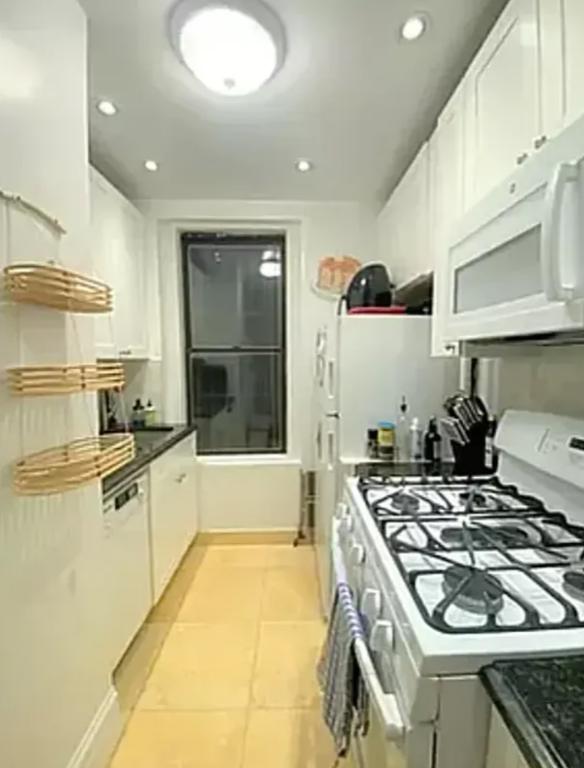 231 Lexington Avenue 2A Murray Hill New York NY 10016