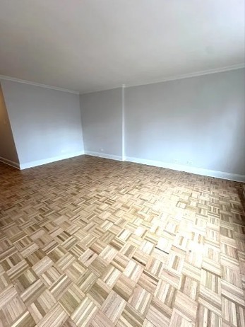 442 West 57th Street 10A Clinton New York NY 10019