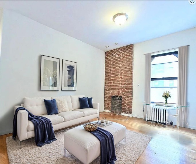 1402 Lexington Avenue 7 Carnegie Hill New York NY 10028