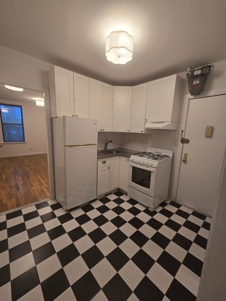 334 East 73rd Street 3A Upper East Side New York NY 10021