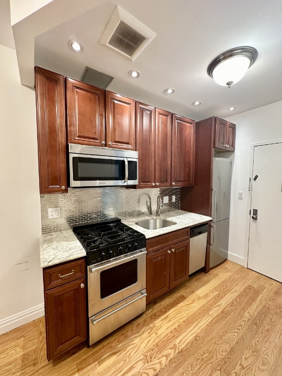749 Ninth Avenue 303 Clinton New York NY 10019