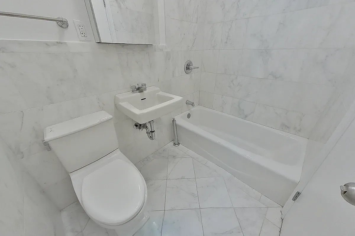 101 Lexington Avenue 4D Kips Bay New York NY 10016