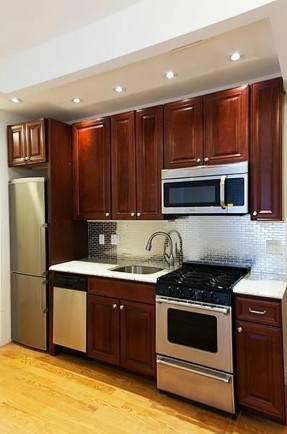 749 Ninth Avenue Clinton New York NY 10019