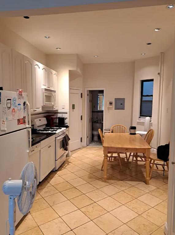 206 East 34th Street 5C Kips Bay New York NY 10016