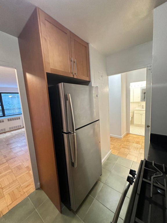 350 West 51st Street 2A Clinton New York NY 10019