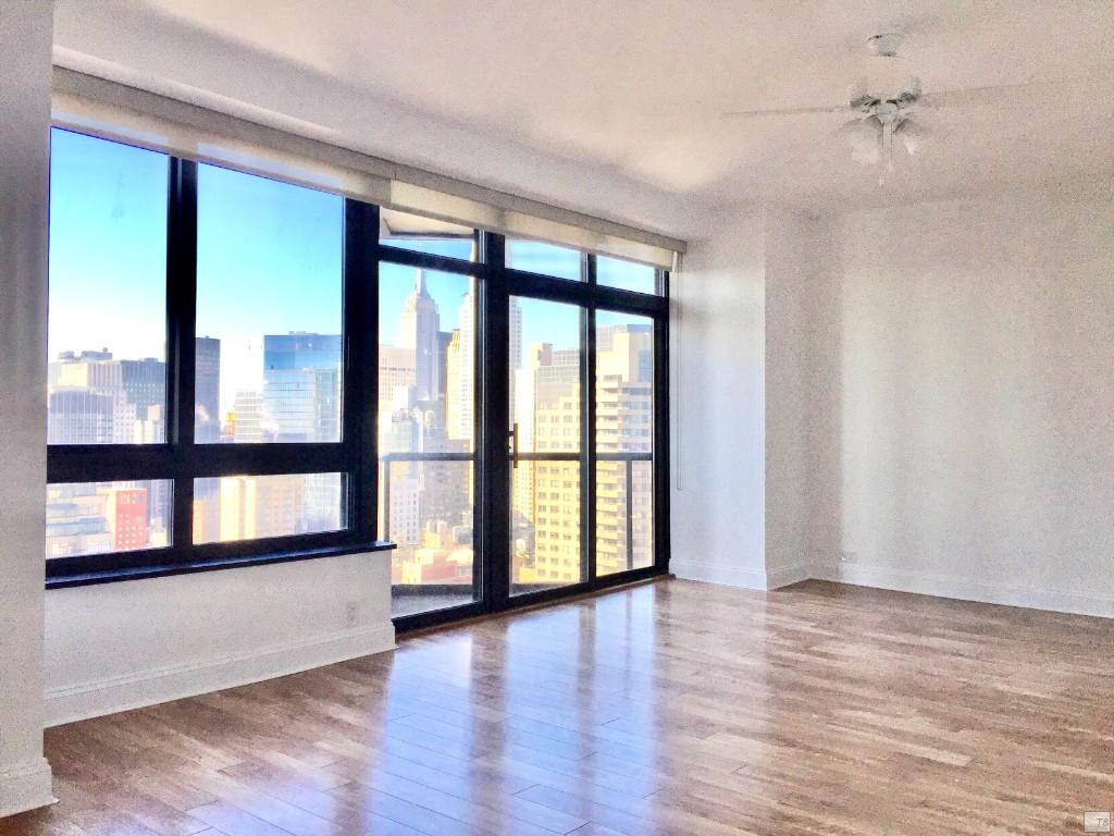 2 Condo in Midtown East