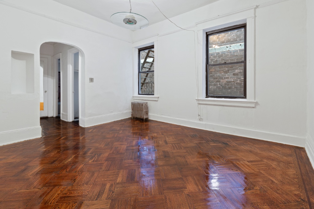 342 West 56th Street 6E Clinton New York NY 10019