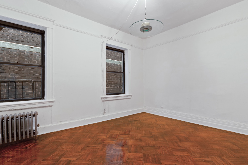 342 West 56th Street 6E Clinton New York NY 10019