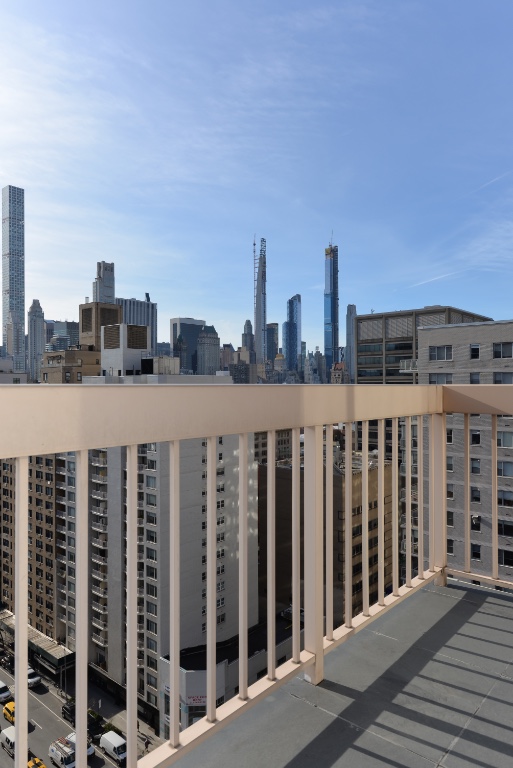200 East 69th Street 19D Upper East Side New York NY 10021
