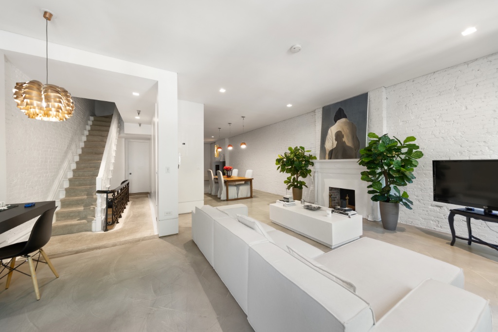 126 East 62nd Street 2 Upper East Side New York NY 10065