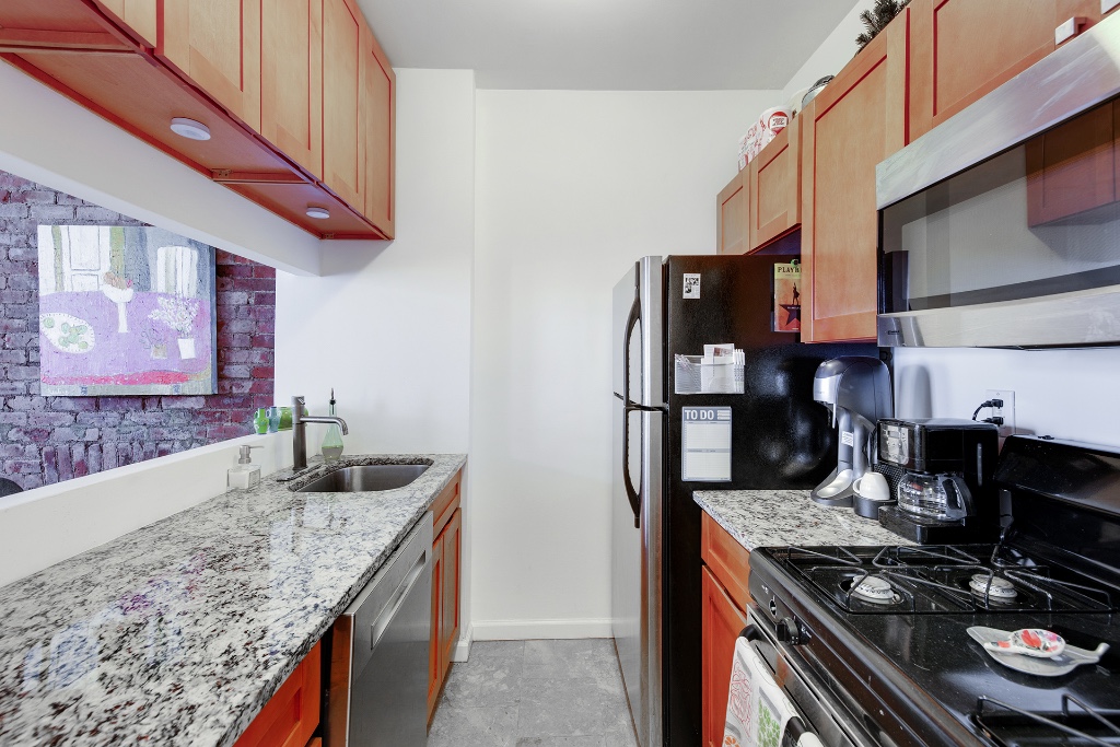 350 West 14th Street 4G W. Greenwich Village New York NY 10014