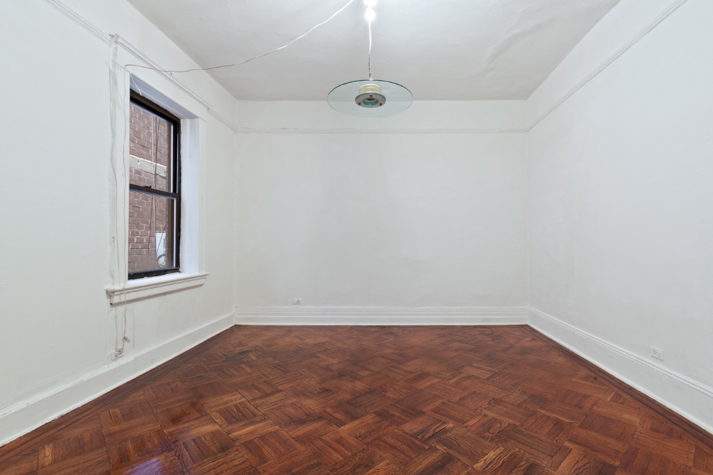 342 West 56th Street 6E Clinton New York NY 10019