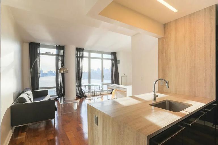 2 Northside Piers 17D Williamsburg Brooklyn NY 11249