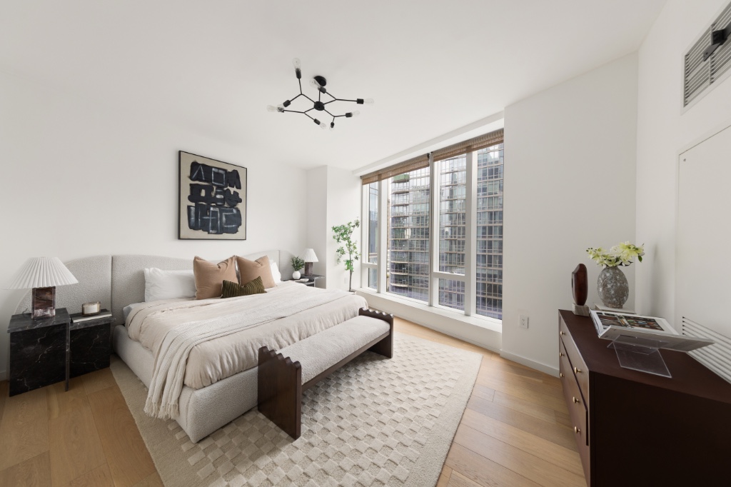 1 West End Avenue Lincoln Square New York NY 10023