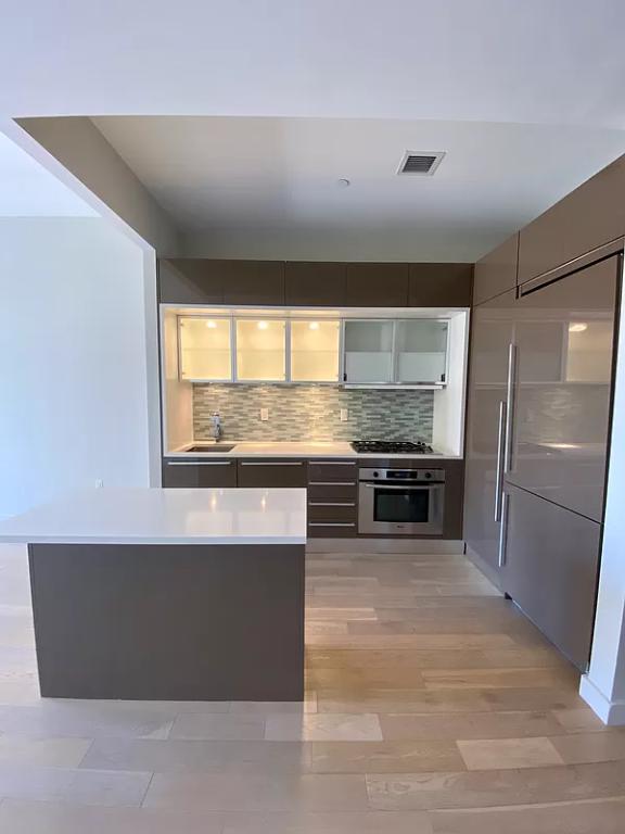 75 Wall Street Apt 32E Financial District New York NY 10005