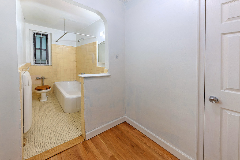 3017 Riverdale Avenue 2H Riverdale Bronx NY 10463