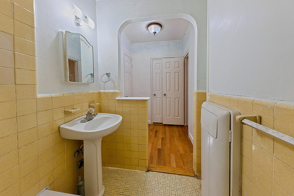 3017 Riverdale Avenue 2H Riverdale Bronx NY 10463