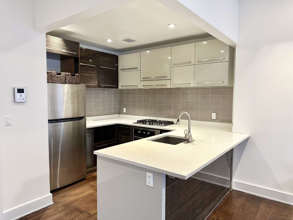 26-26 Jackson Avenue 303 Long Island City Queens NY 11101