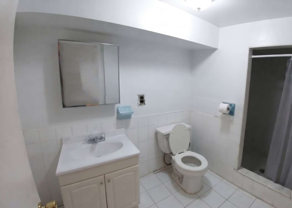 101-11 107th Street Ozone Park Queens NY 11416