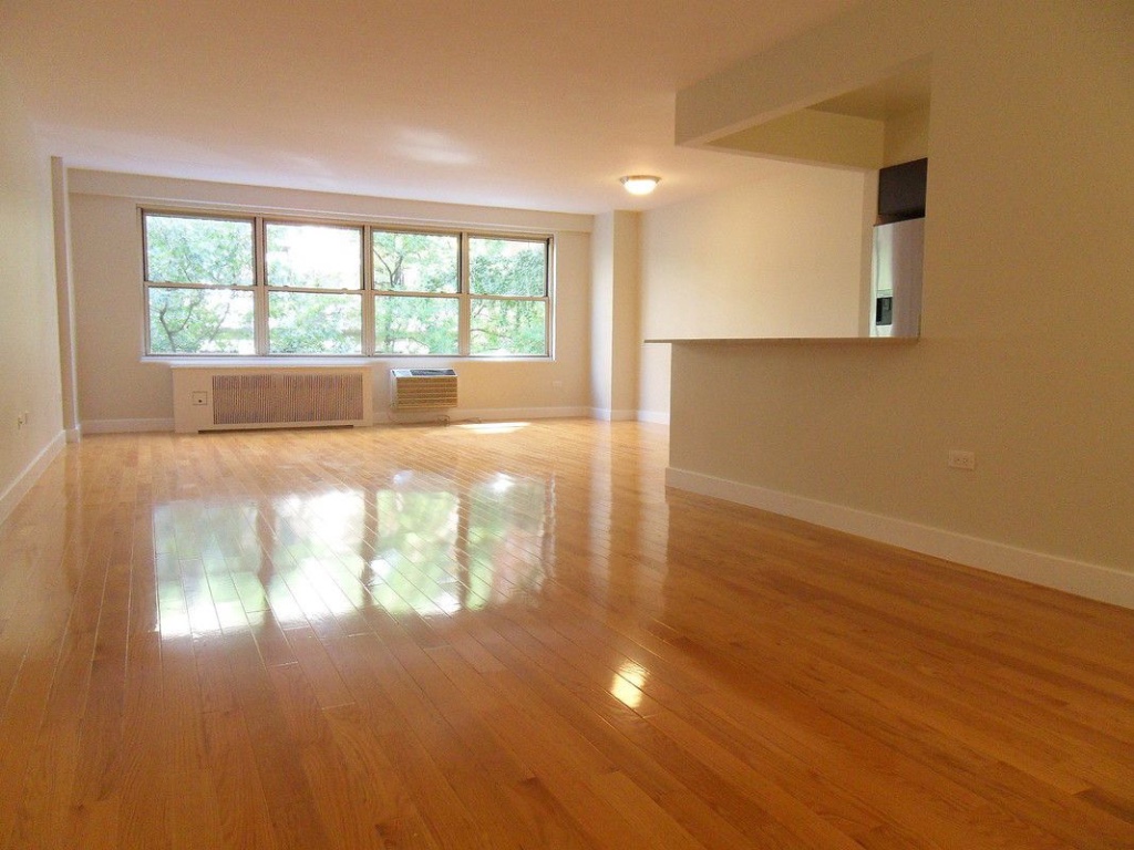 Nyc Apartments Upper West Side 1 Bedroom Apartment For Rent Photo 1 Of 9