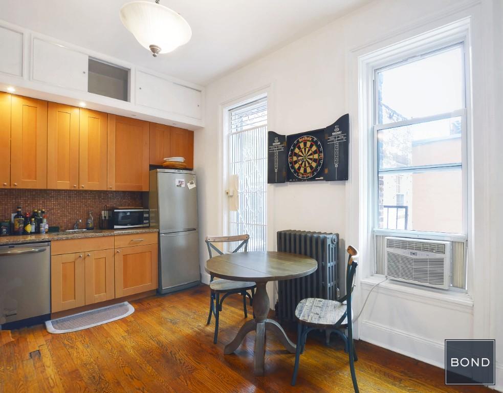 17 West 8th Street 4r New York Ny 10011 Apartments Photo 5