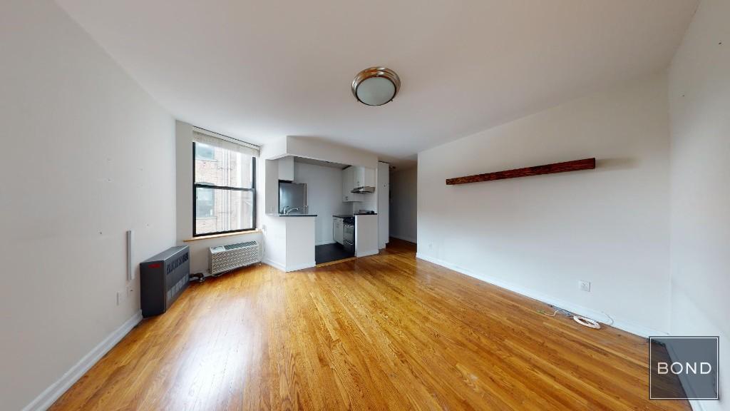 240 Waverly Place W. Greenwich Village New York NY 10014