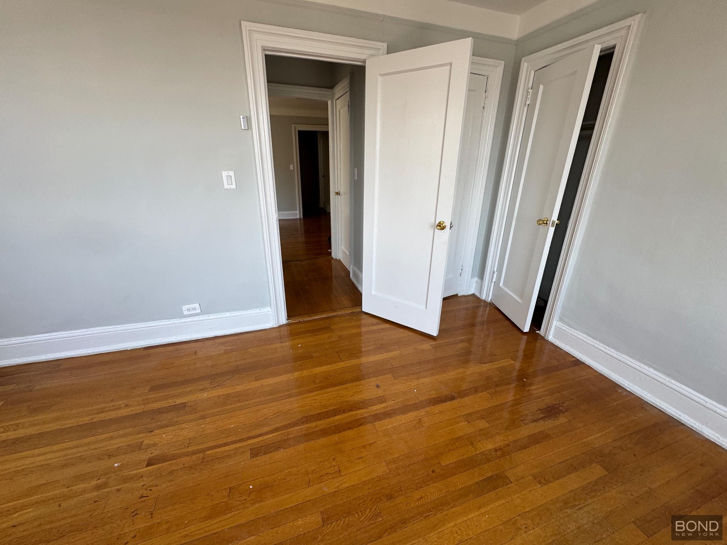 32-15 35th Street Astoria Queens NY 11106