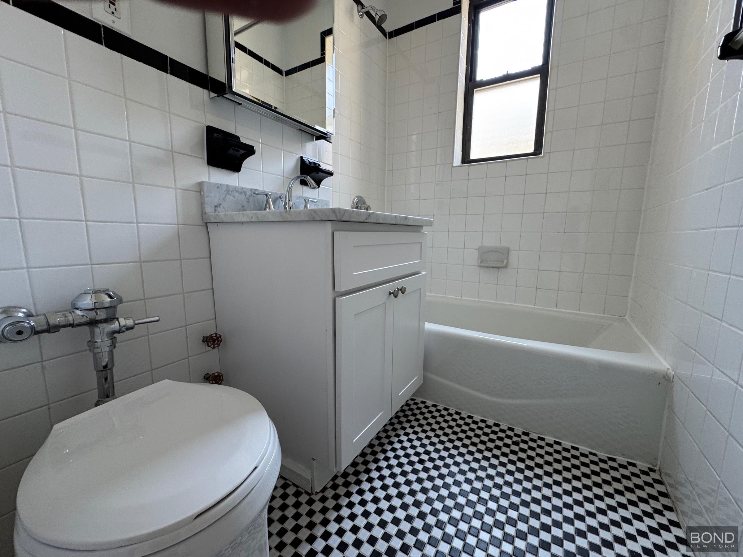 32-15 35th Street Astoria Queens NY 11106