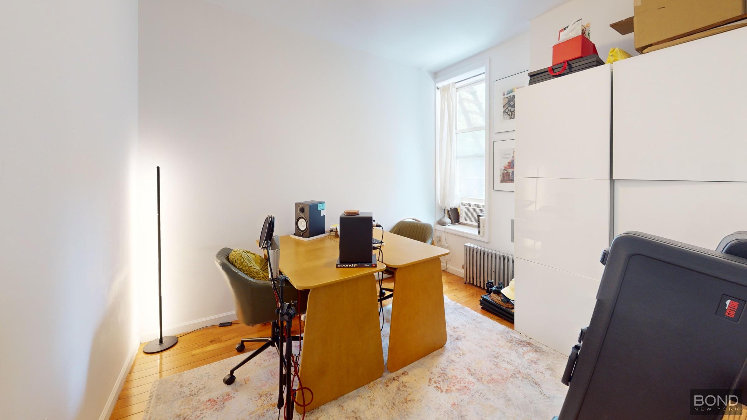 132 Ludlow Street 2 Lower East Side New York NY 10002