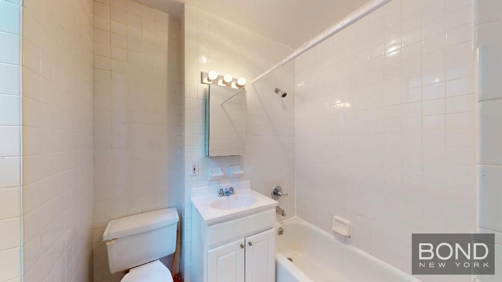 28 King Street Soho New York NY 10014