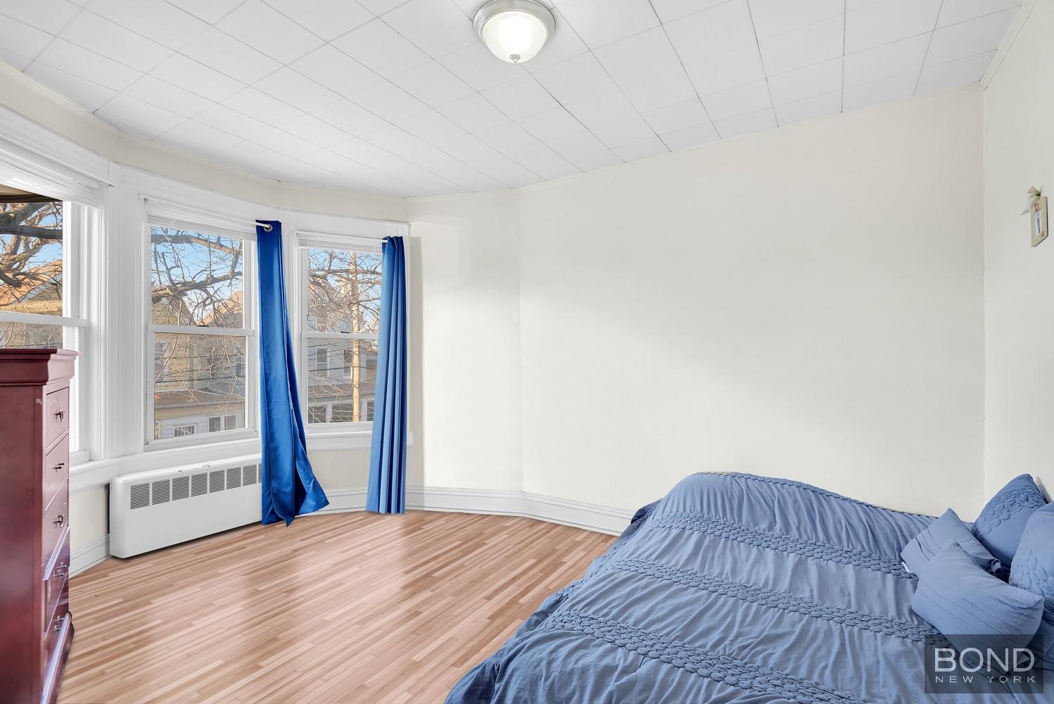 4810 Osgood Street Wakefield Bronx NY 10470