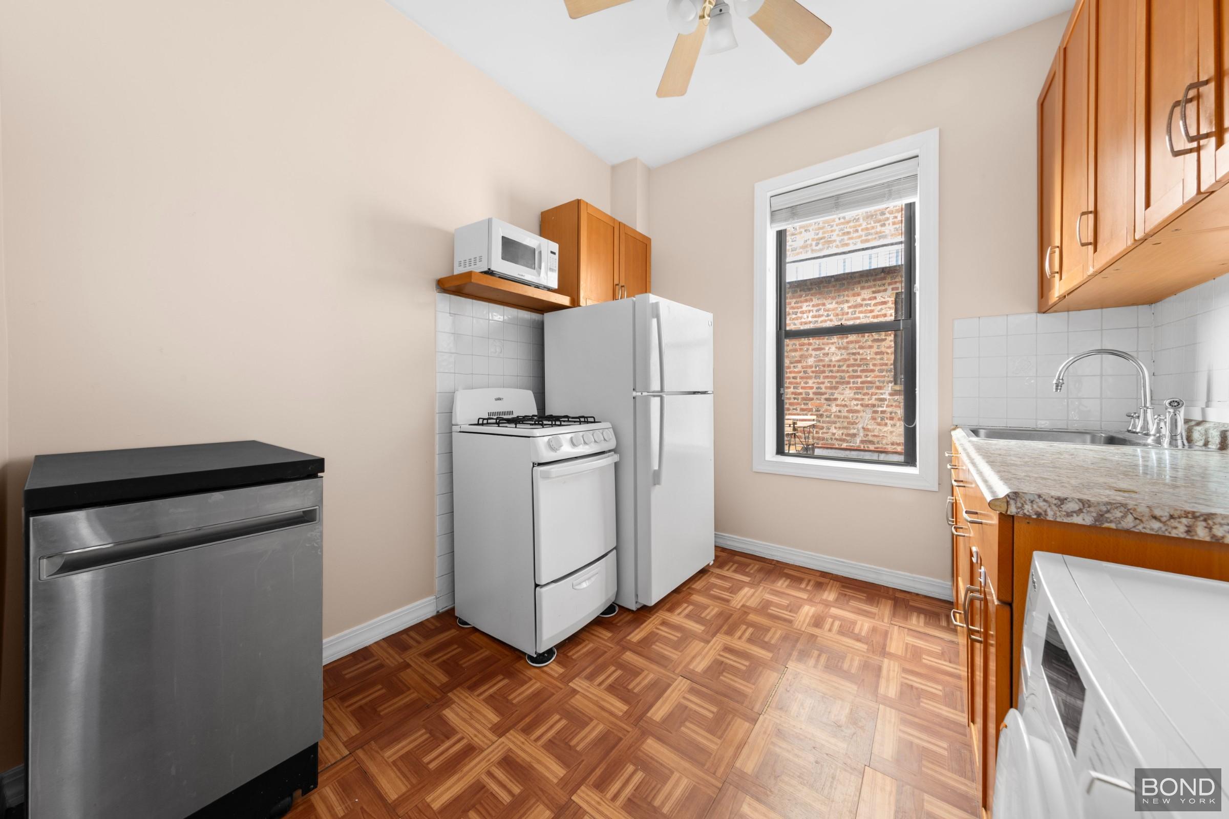 84-02 Beverly Road 2D Kew Gardens Queens NY 11415