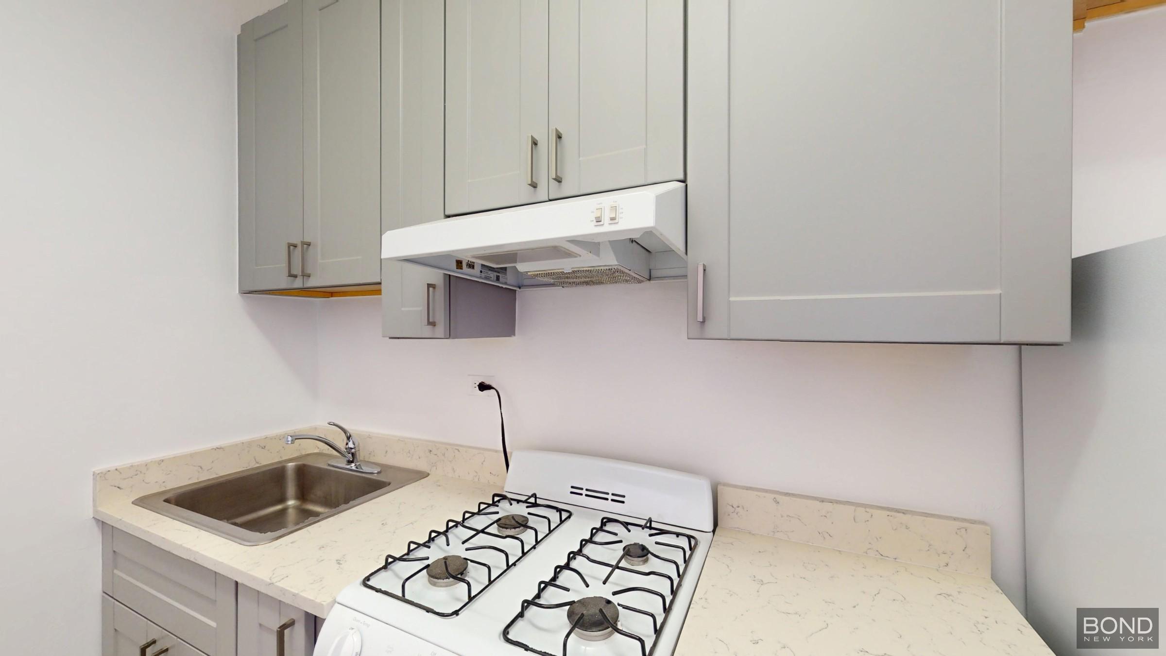 60 East 8th Street 14H Greenwich Village New York NY 10003