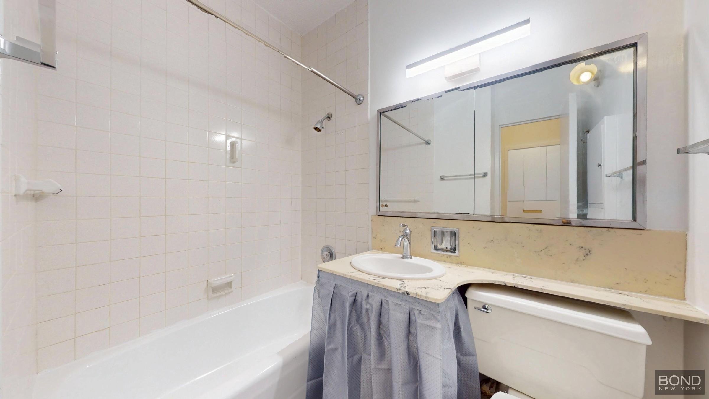 60 East 8th Street 14H Greenwich Village New York NY 10003