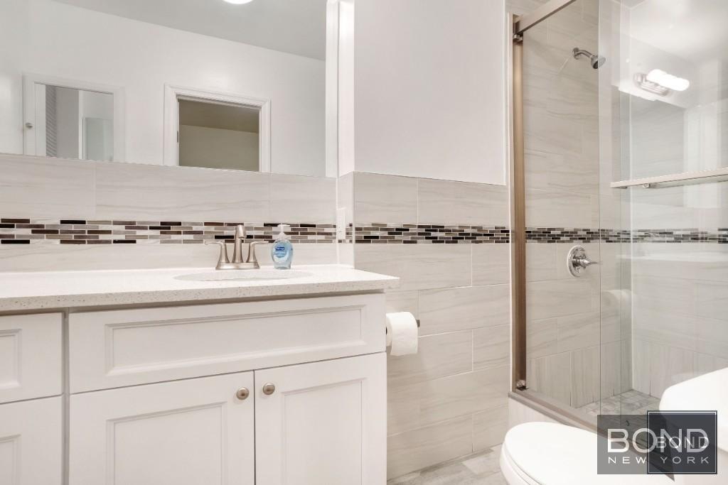 932 Eighth Avenue Phouse Clinton New York NY 10019