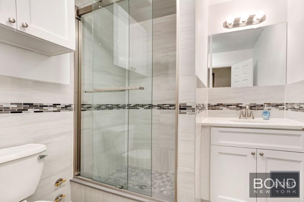 932 Eighth Avenue Phouse Clinton New York NY 10019