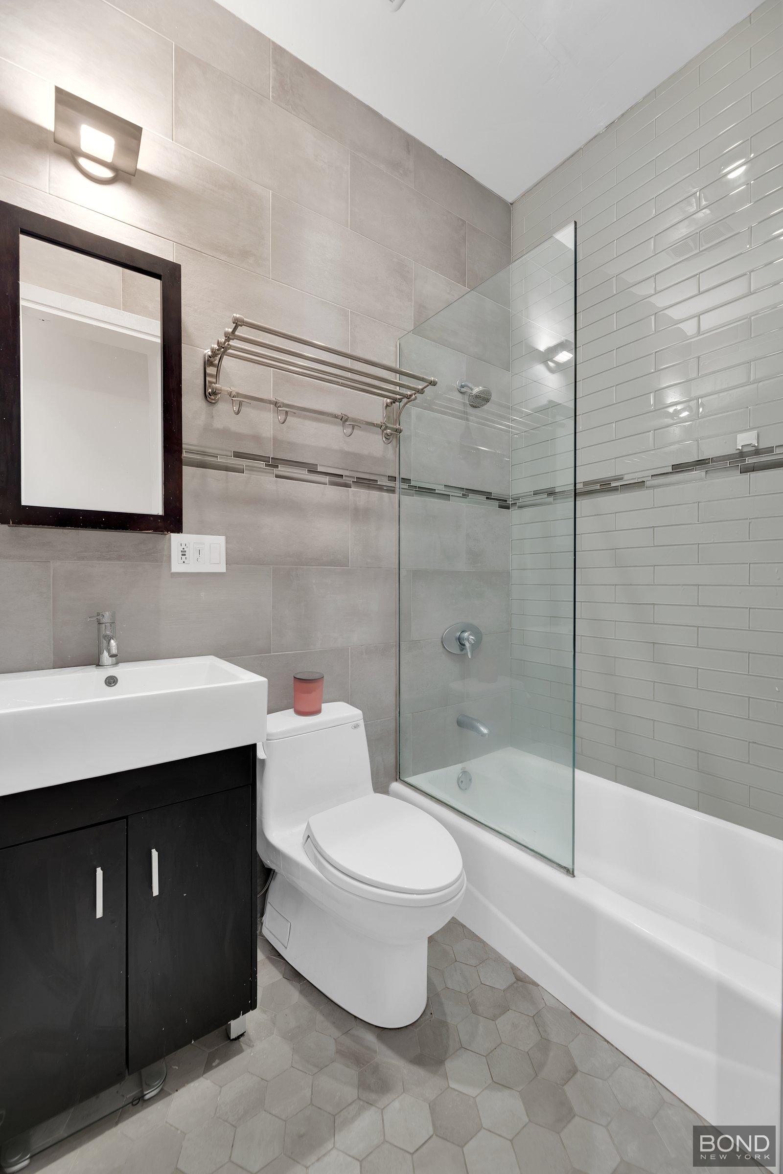 256 West 21st Street 1D Chelsea New York NY 10011