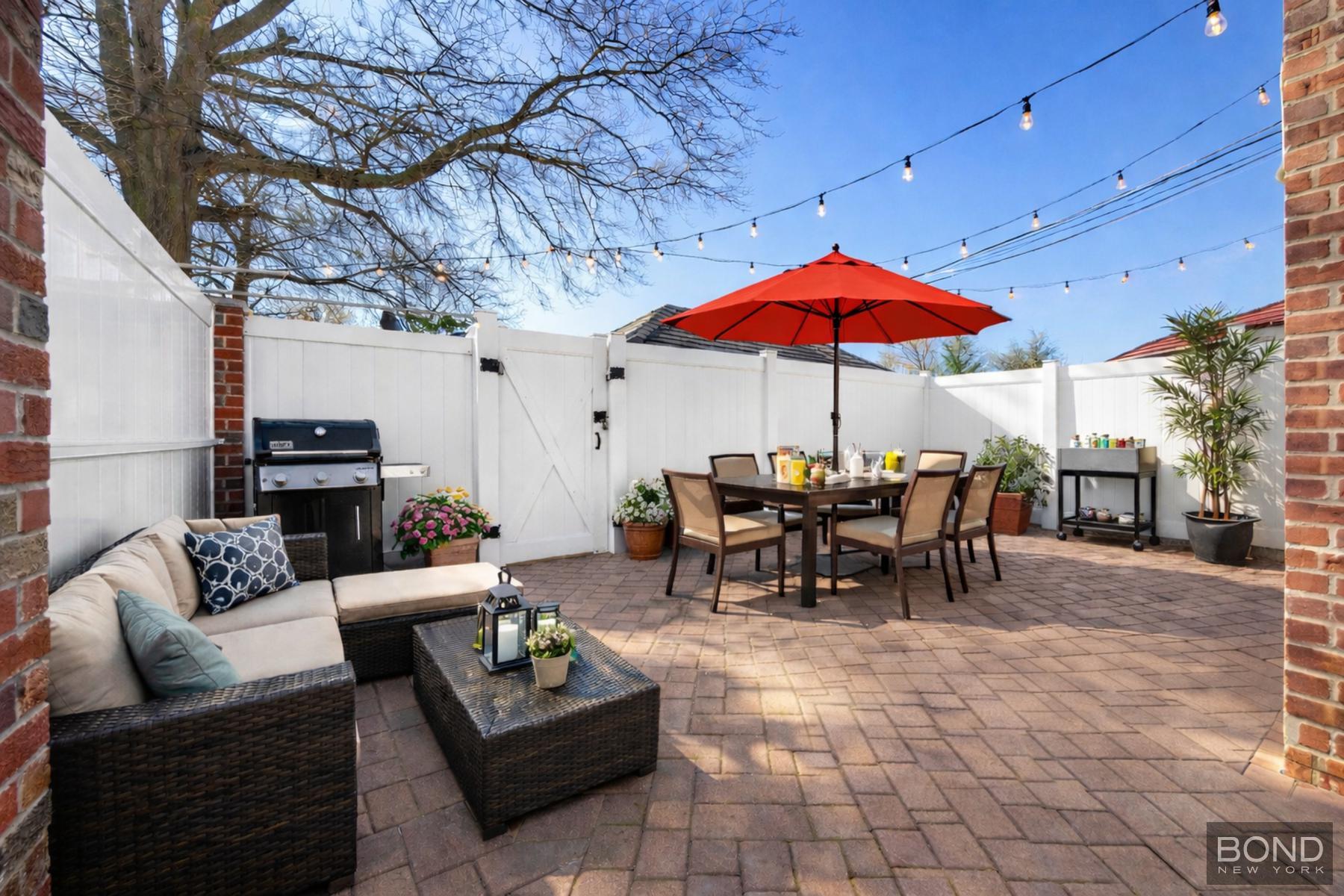 60-82 70th Street Middle Village Queens NY 11378