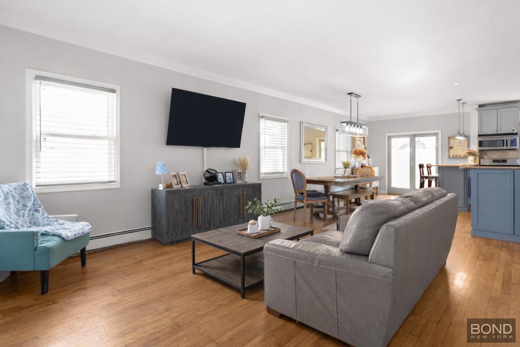 60-82 70th Street Middle Village Queens NY 11378