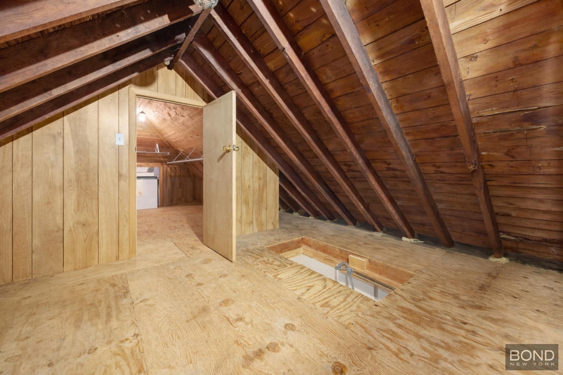 60-82 70th Street Middle Village Queens NY 11378