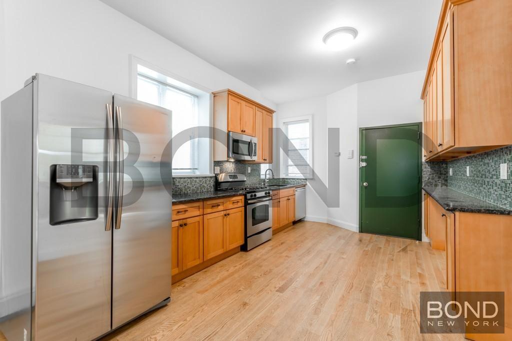 71 West 10th Street Greenwich Village New York NY 10011