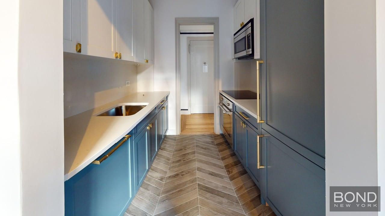 1 Christopher Street 6A Greenwich Village New York NY 10014