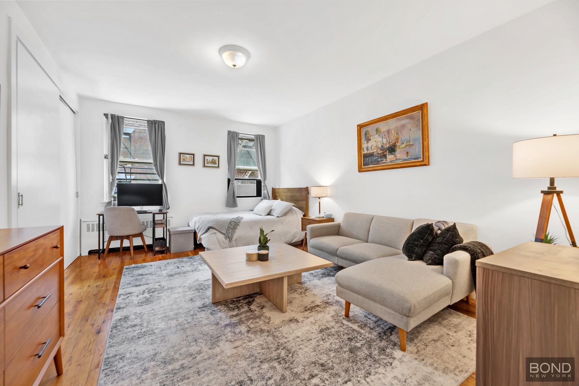 26 Bedford Street 2B Greenwich Village New York NY 10014