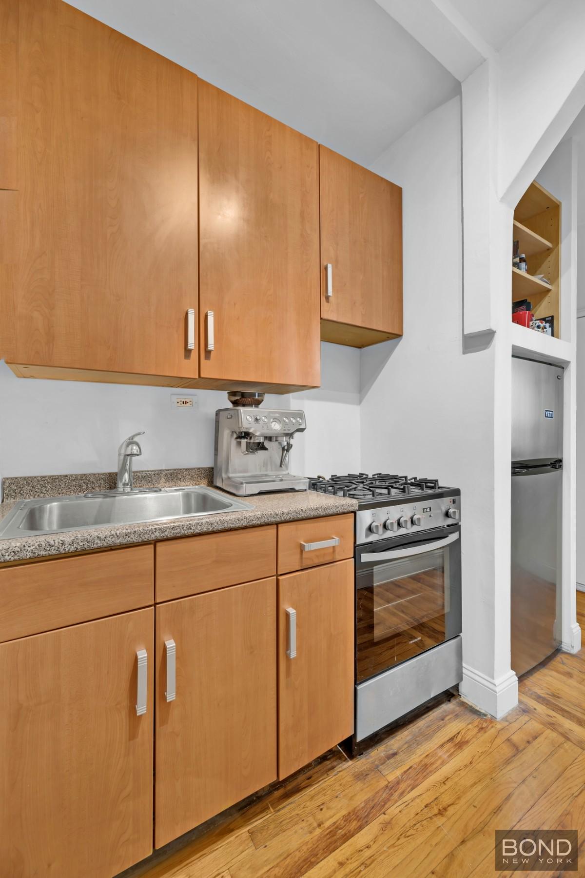 26 Bedford Street 2B Greenwich Village New York NY 10014