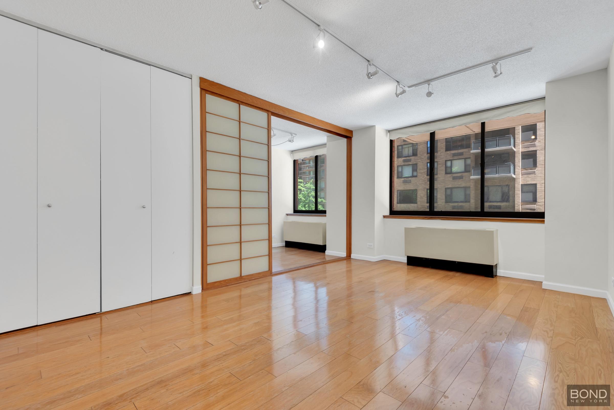 250 East 40th Street Murray Hill New York NY 10016