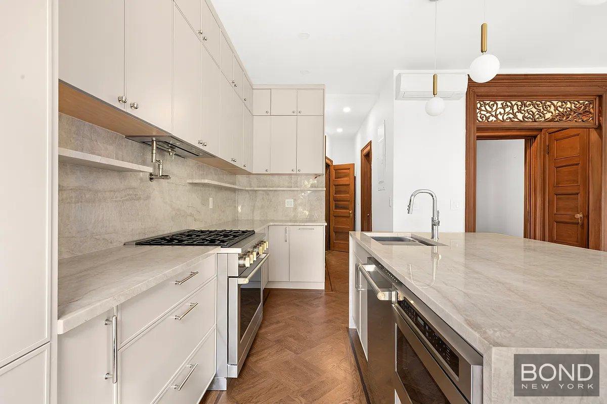 1137 Park Place Crown Heights Brooklyn NY 11213